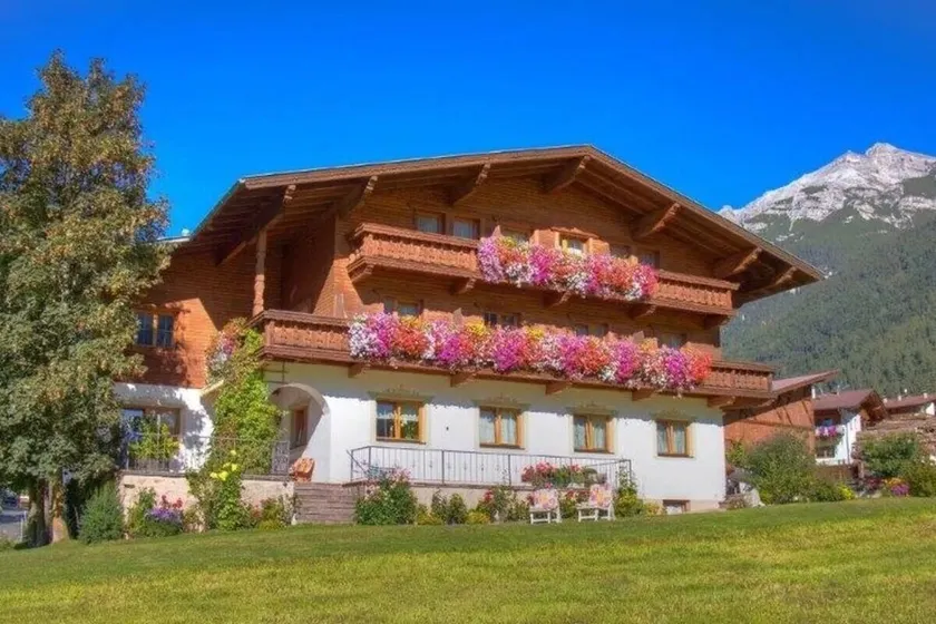 Ausserwieserhof - Image 1