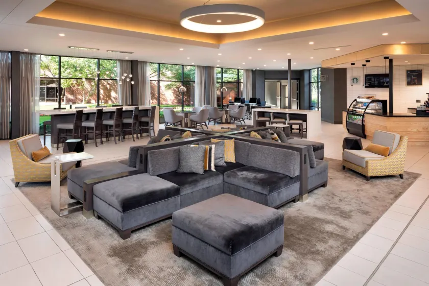 Delta Hotels by Marriott Minneapolis Northeast - Image 1