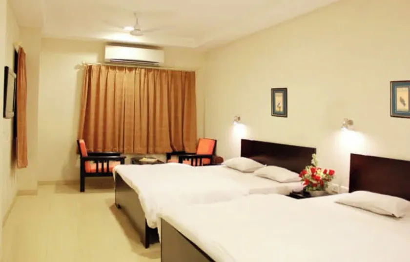Hotel Shree Vilas - Image 1