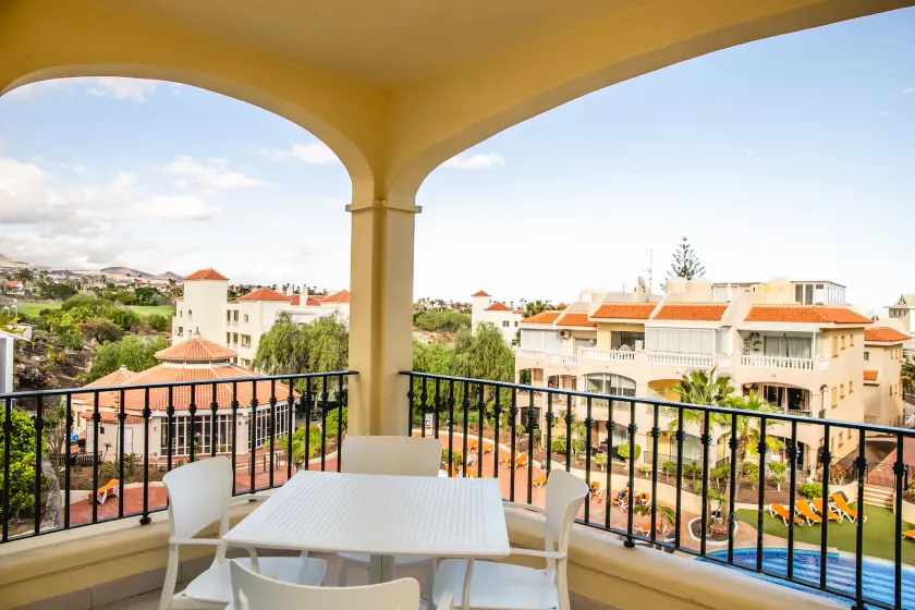 Michelangelo Resort Apartments - Image 1