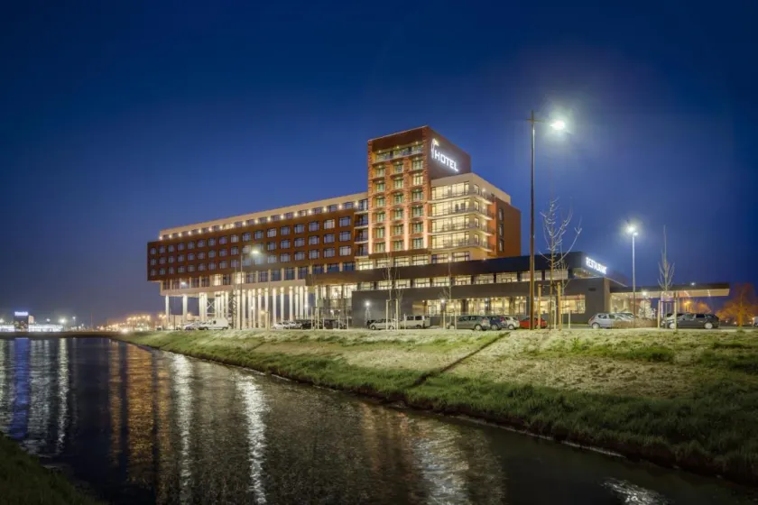 Van Der Valk Hotel Zwolle - Image 1