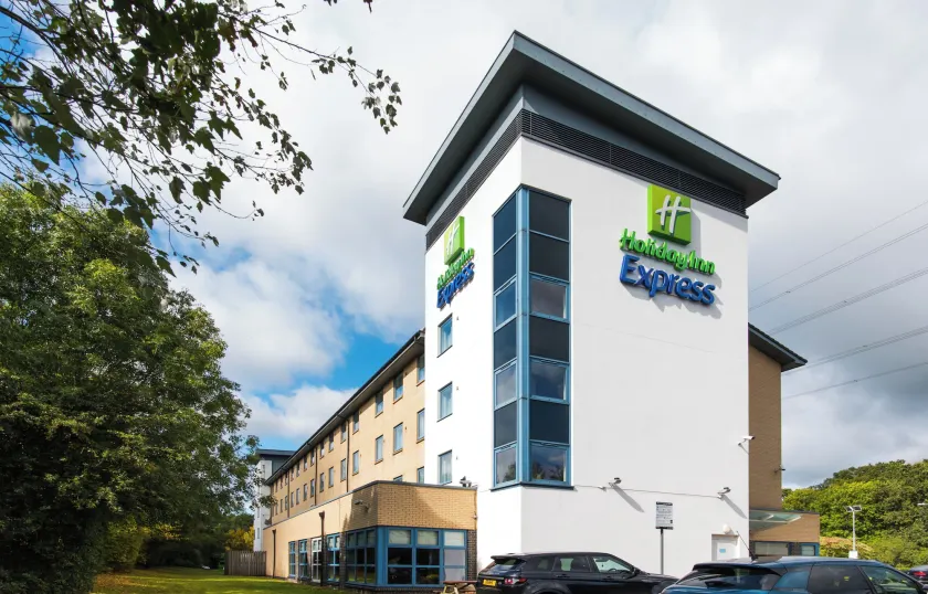 Holiday Inn Express Swindon West by IHG - Image 1