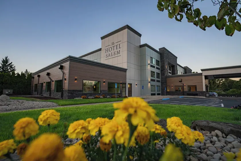 The Hotel Salem - Image 1
