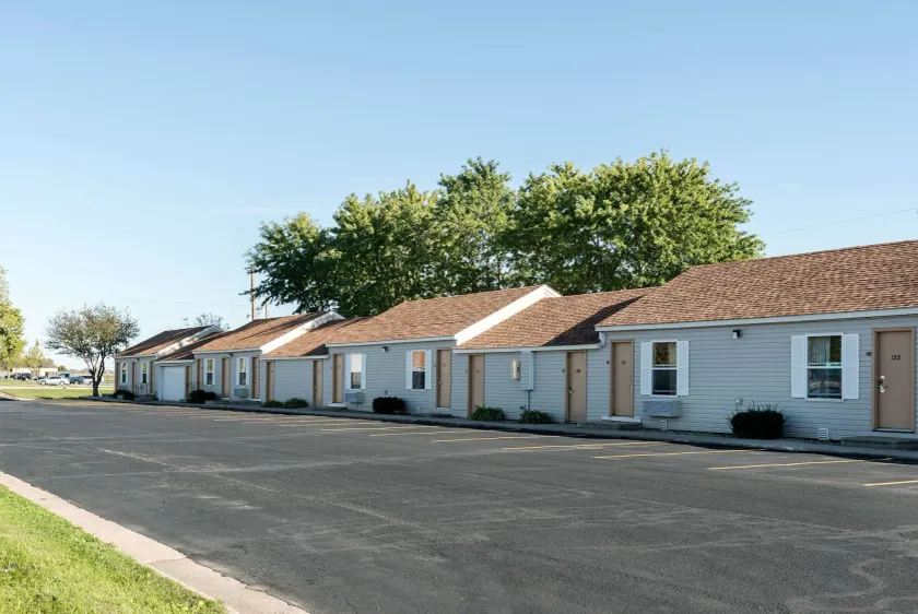 Rodeway Inn & Suites Austin I-90 - Image 1