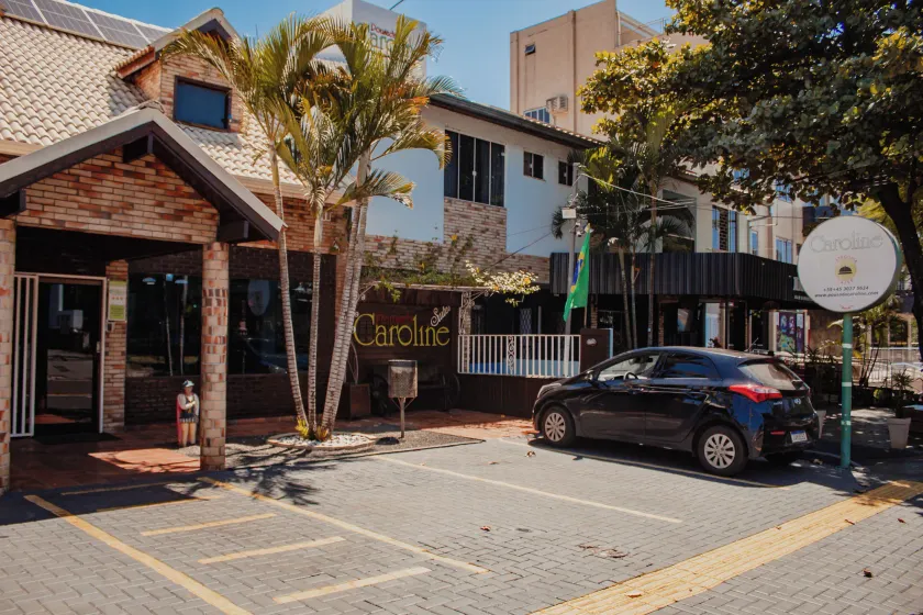 Hotel e Pousada Caroline - Image 1