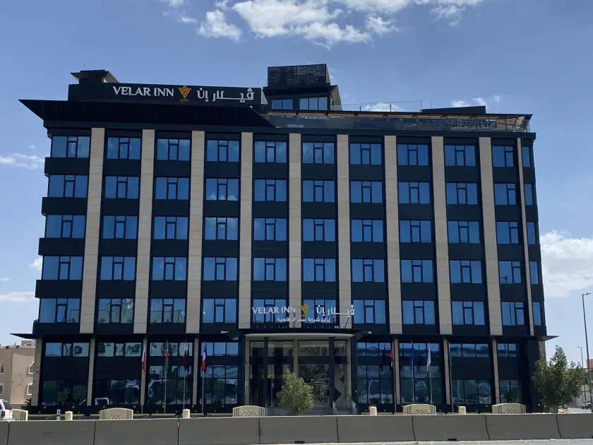 Velar Inn Hotel - Image 1
