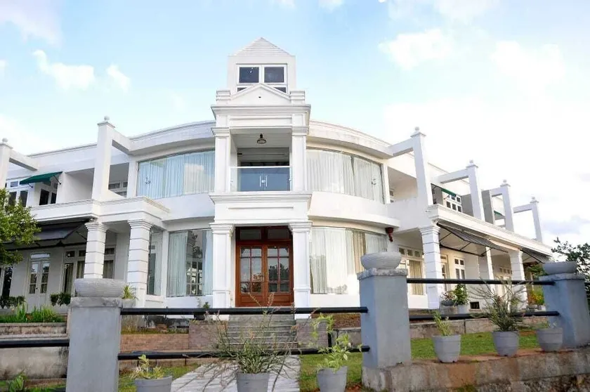Rose Hill Bungalow  - Image 1