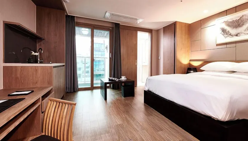 New Raon Stay - Image 1