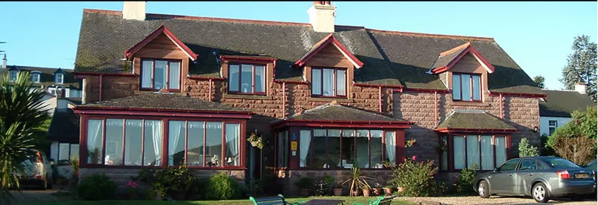Dunvegan House Guest House - Image 1