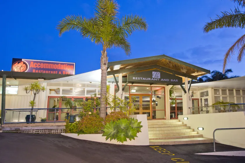 Comfort Hotel Flames Whangarei - Image 1