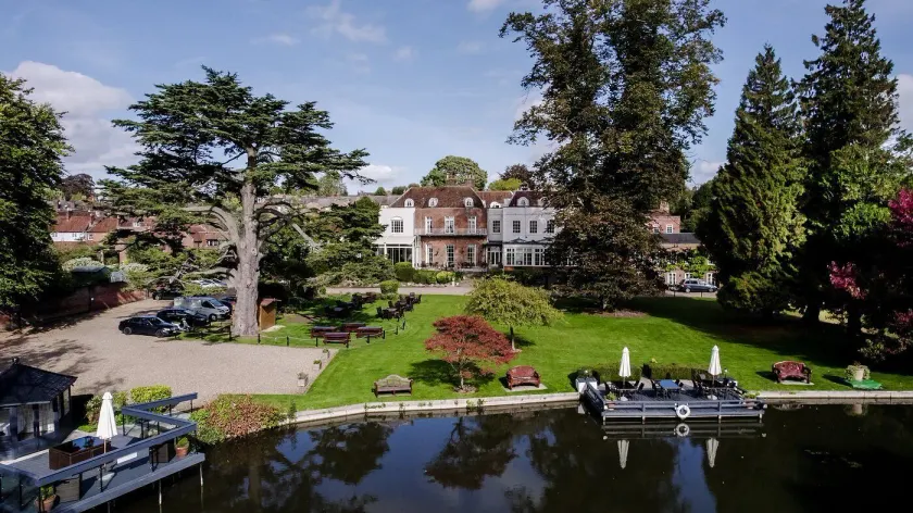 St Michael's Manor Hotel - St Albans - Image 1