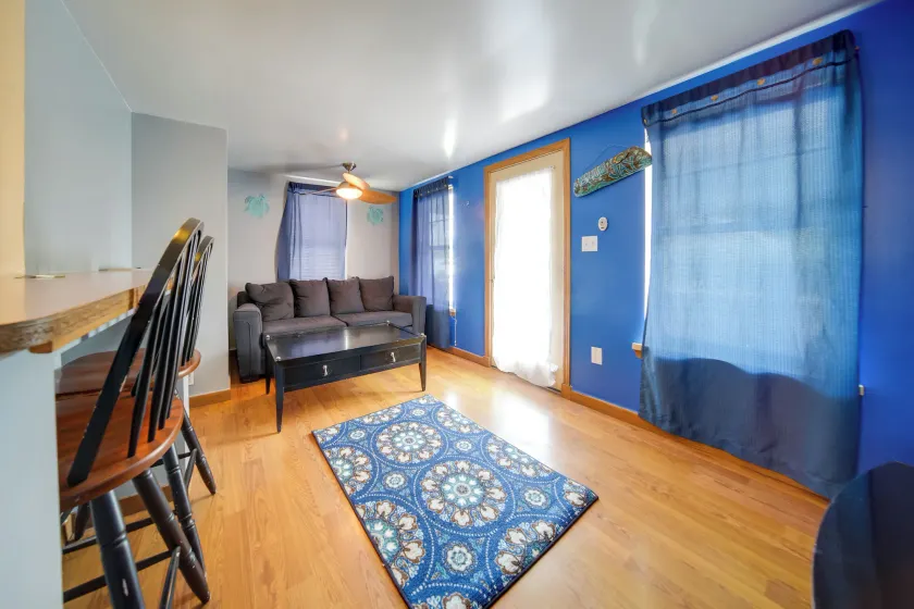 Pet-Friendly Lake Erie Cottage - Walk to the Water - Image 1
