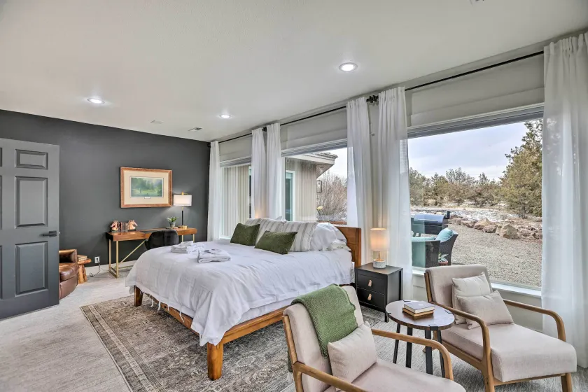 Beautiful Ranch Home w/ Cascade Mountain View - Innvendig