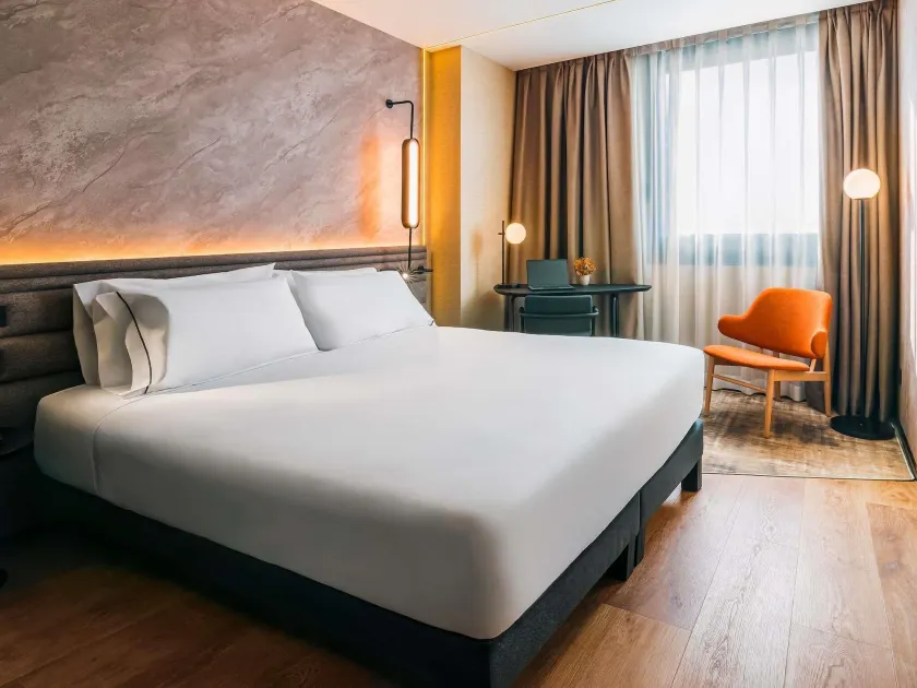 Novotel Valencia Lavant - Image 1