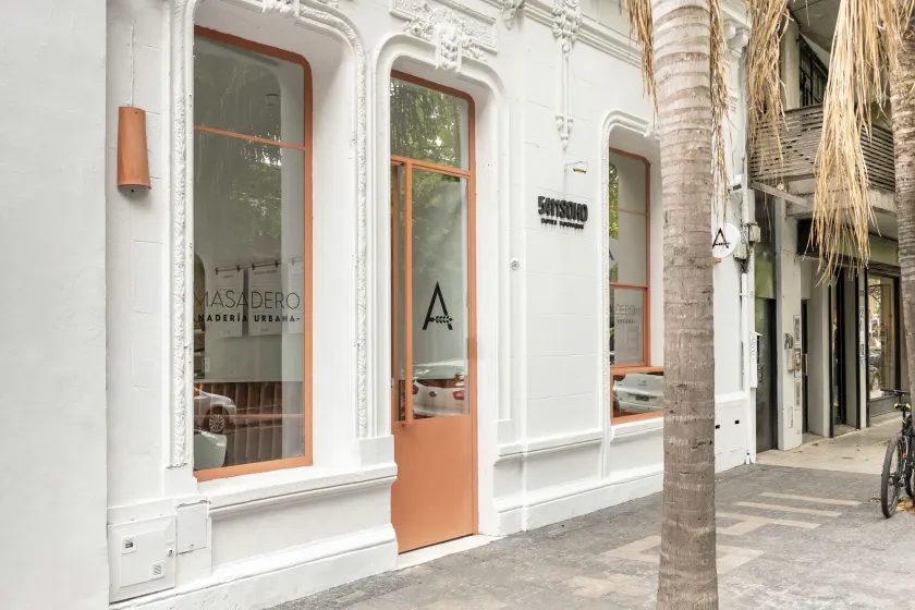 5411 Soho Hotel - Image 1
