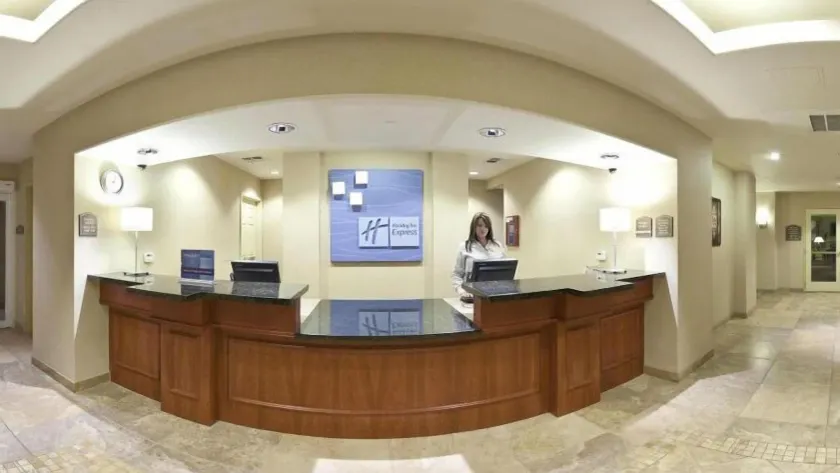 Holiday Inn Express Porterville by IHG - Reception