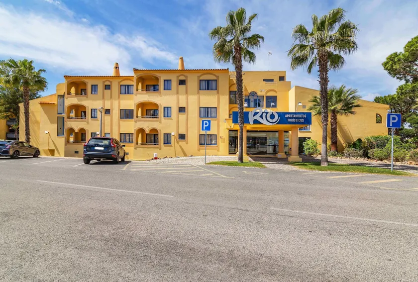 Rio Apartments - Image 1