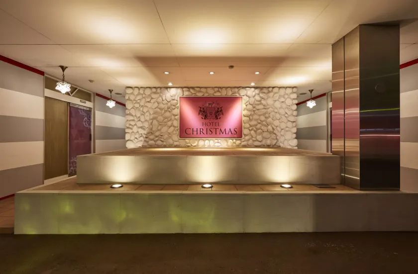 Hotel Christmas (Leisure Hotel) - Image 1