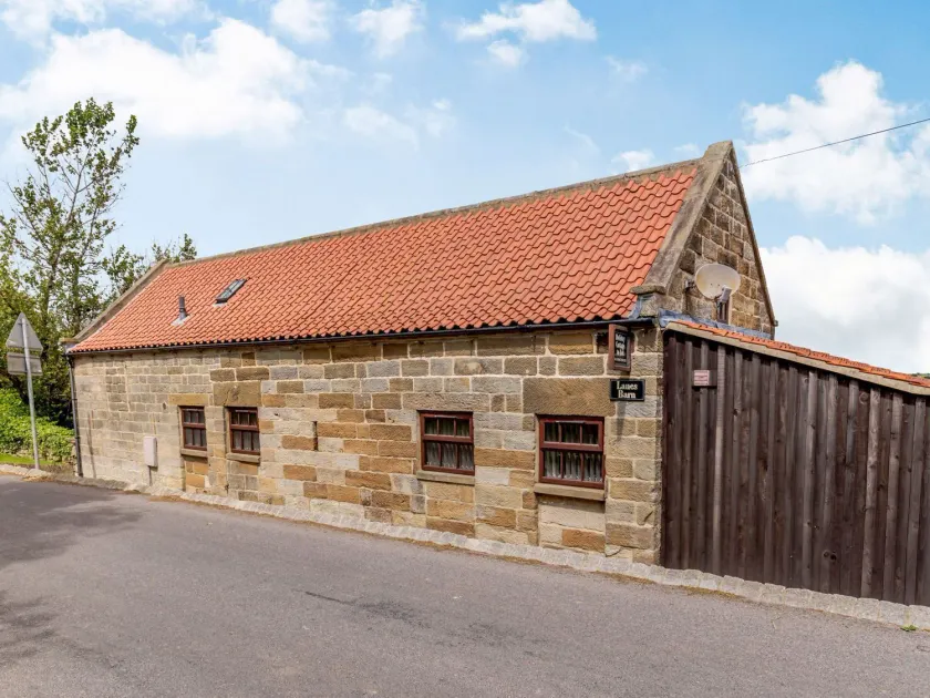 Lanes Barn - Image 1