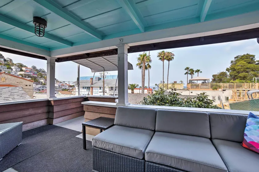 Walk to Beach: Catalina Gem w/ Deck! - Image 1