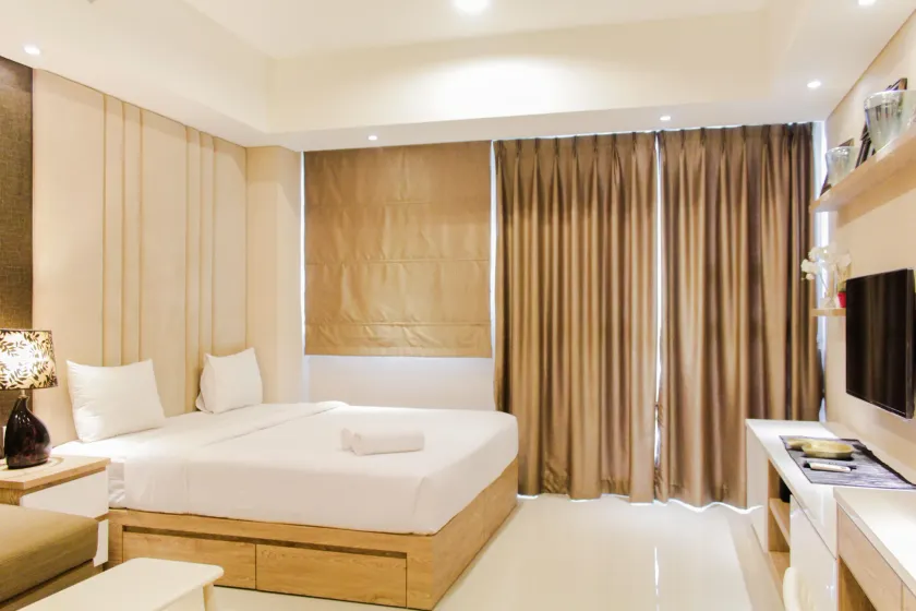 Wonderful Studio at Kemang Village Apartment By Travelio - Image 1