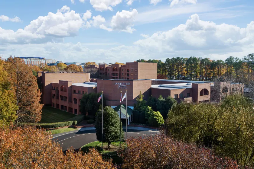 DoubleTree Suites by Hilton Charlotte - SouthPark - Image 1