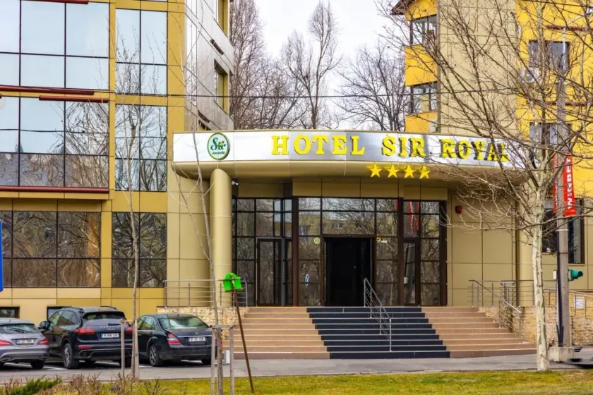 Hotel Sir Royal - Image 1