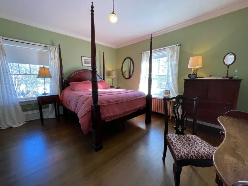 The Captain's House heritage bed & breakfast - Image 1