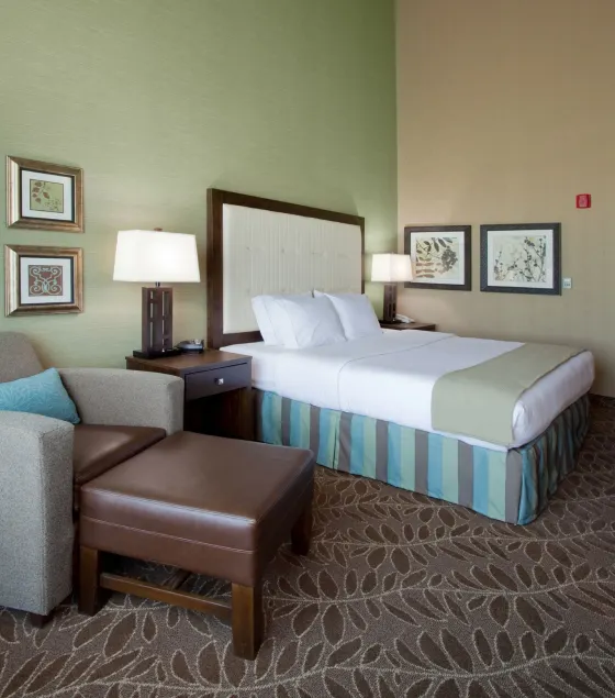 Holiday Inn Express & Suites Logan by IHG - Image 1