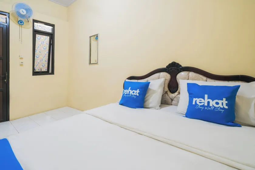 Rehat at Assalam Guest House Syariah - Room