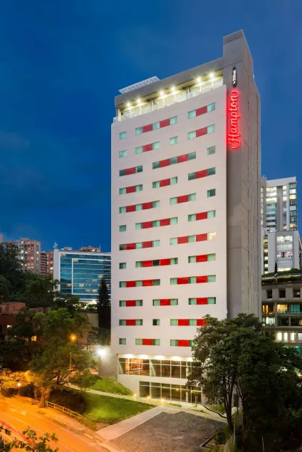 Hampton by Hilton Medellin - Image 1