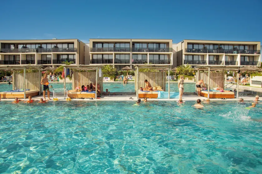 Resort Del Mar Emotion - Image 1