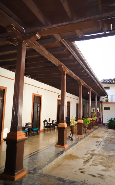 Hotel Villa de Flores - Image 1