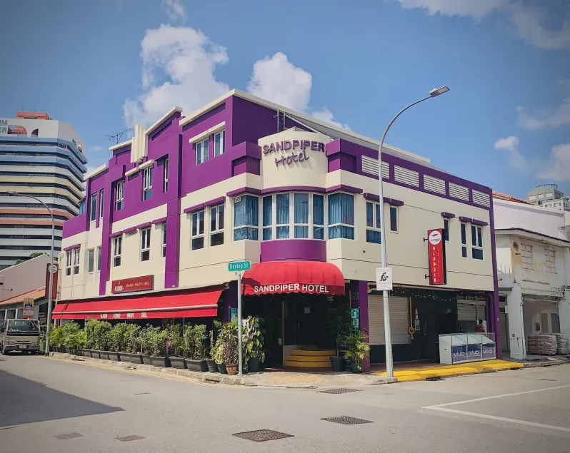 Sandpiper Hotel Singapore - Image 1