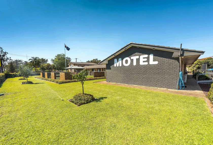 Lemon Tree Passage Motel - Image 1