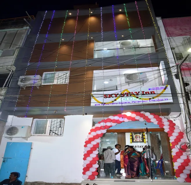 Sky Stay Inn - Image 1