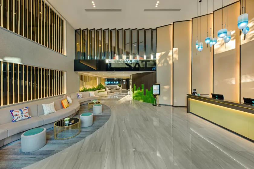 Satya Da Nang Hotel Han Market - Image 1