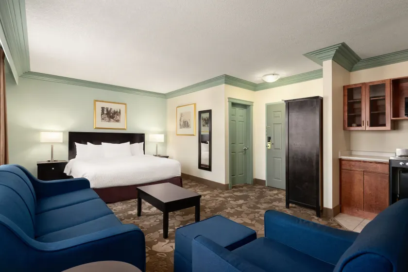 Nova Inn Yellowknife - Image 1