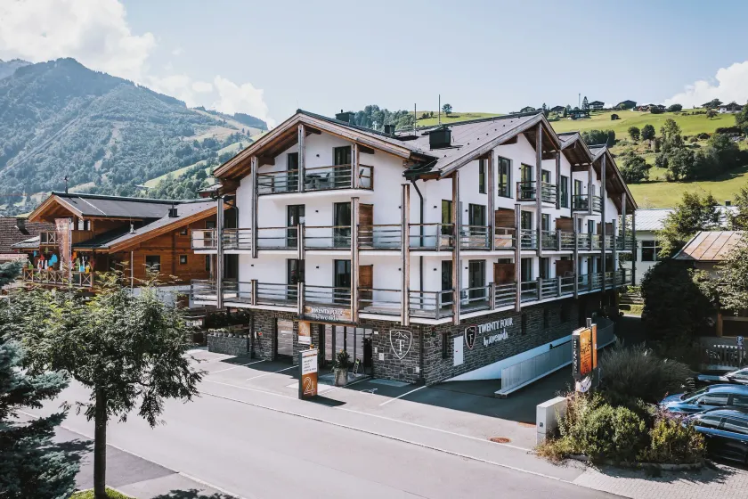 24 by AvenidA - Mountain Residence - Image 1