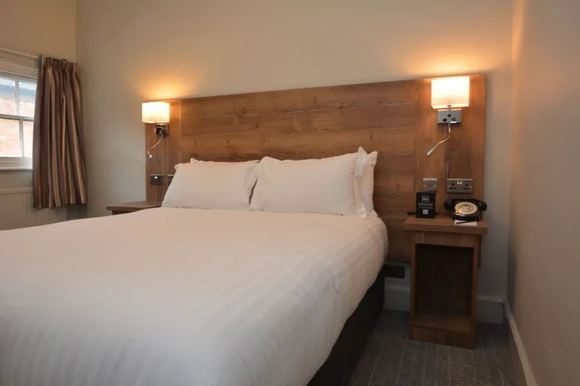 The Rugby Hotel - Image 1