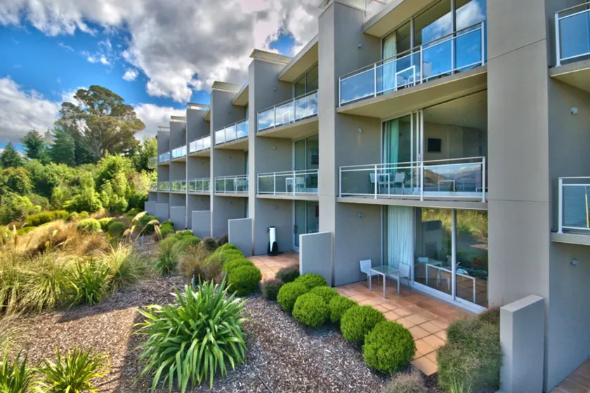 Highview Apartments - Image 1