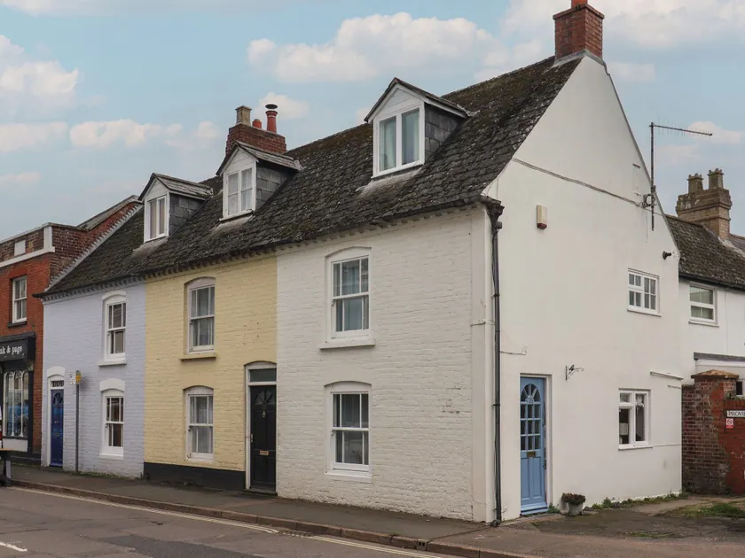 Braiders Rest - Image 1