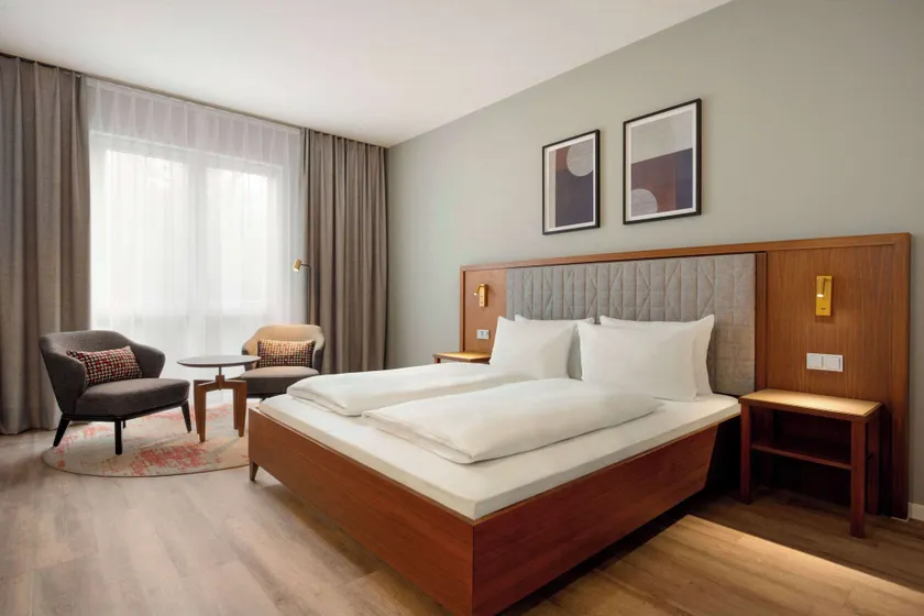 Ramada by Wyndham Duesseldorf Ratingen - Image 1