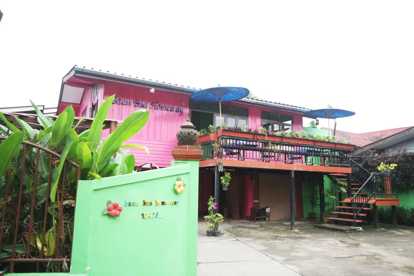 Baan Bua Homestay - Hostel - Image 1