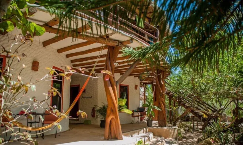 Villa Los Mangles Boutique Hotel - Image 1
