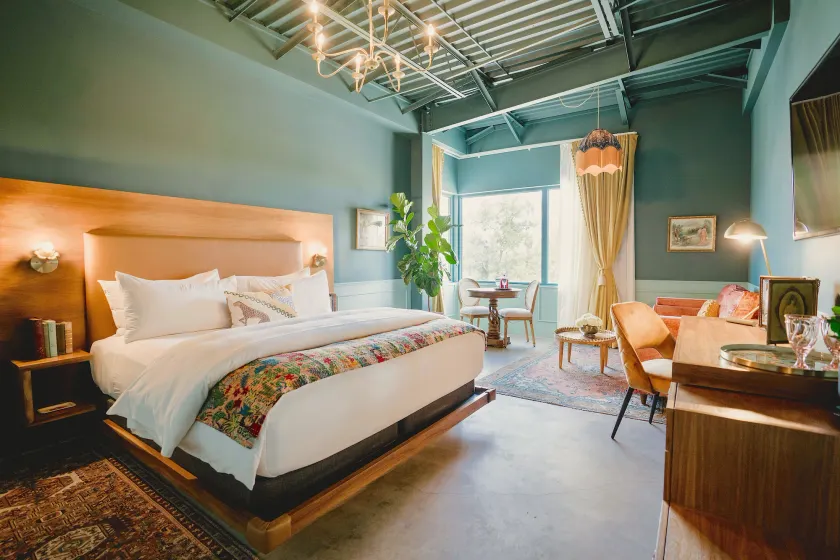 The Frances Modern Inn - Image 1
