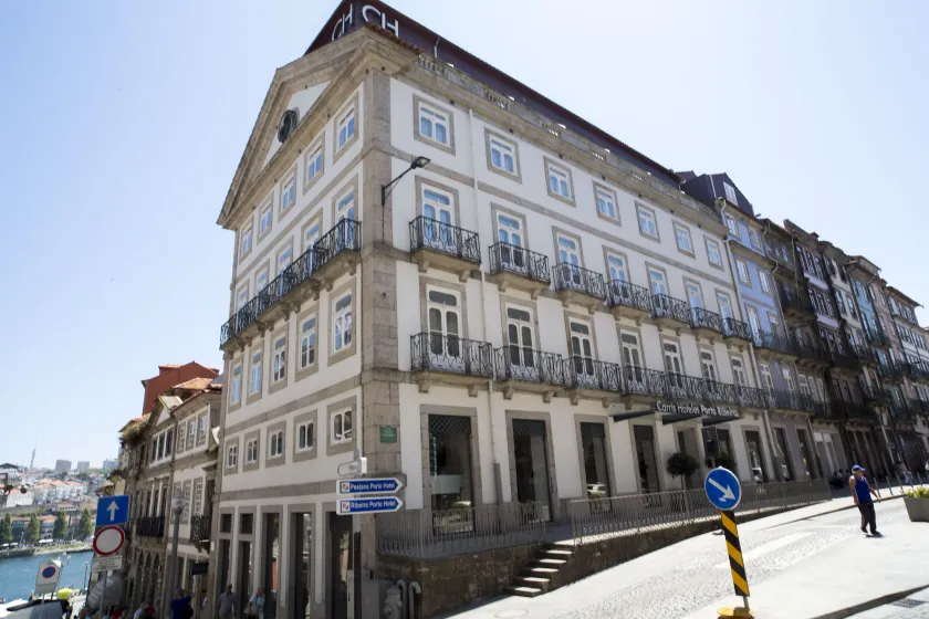 Hotel Carrís Porto Ribeira - Image 1