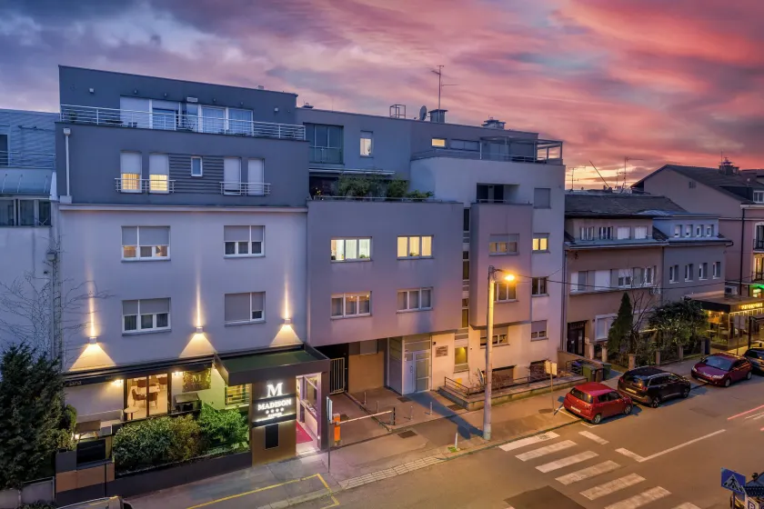 Madison Luxury Apartments & Rooms - Image 1