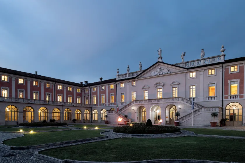 Villa Fenaroli Palace Hotel - Image 1