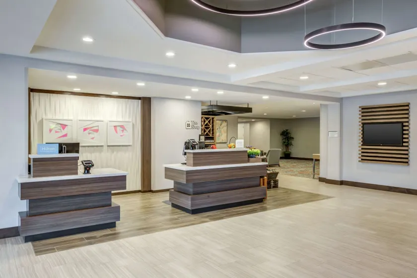 Hilton Garden Inn Boston/Waltham - Image 1